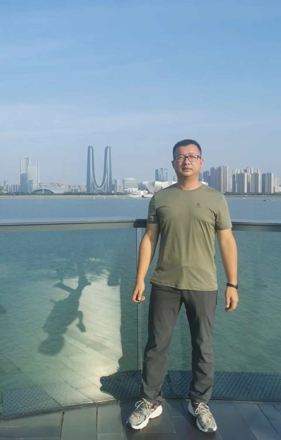 盘成进